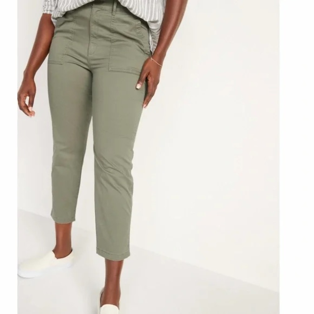 Old Navy High Waisted Utility Chino Pants | Size 16